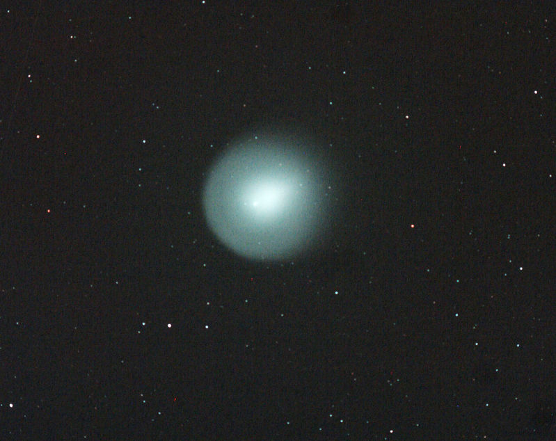 Comet Holmes on 6th Nov
11 x 35 secs. Not good seeing conditions. Comet very low & a lot of haze caused by bonfires.
Link-words: Comet