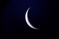 Kelling_Heath_-_moon_1-_april_2010.jpg