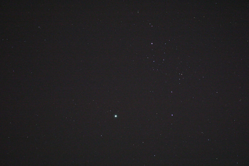 Comet Holmes 17P on 28/10/07
An un-guided photo of Perseus showing Comet Holmes 17P. The Moon was just past full.
Link-words: Comet