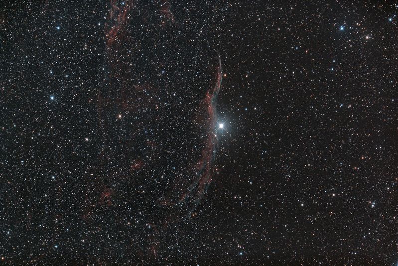 NGC6960 - The Veil Nebula
Veil Nebula and surroundings.
