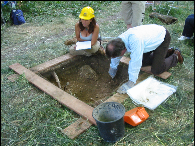 Wandsworth Telescope Dig 2003
Looking for the site of the Craig Telescope 
Link-words: London Wandsworth2003