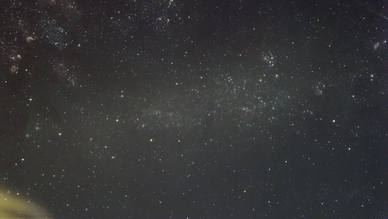 LMC Large Magellanic Cloud
A palm leaf bottom LH corner
Link-words: LMC Dwarf Galaxy