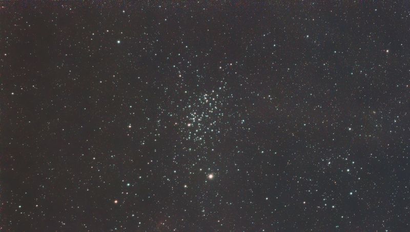 Pincushion Cluster in Carina
First cluster studied by the Hubble Telescope - only visible in the Southern Hemisphere
Link-words: Pincushion Cluster Carina