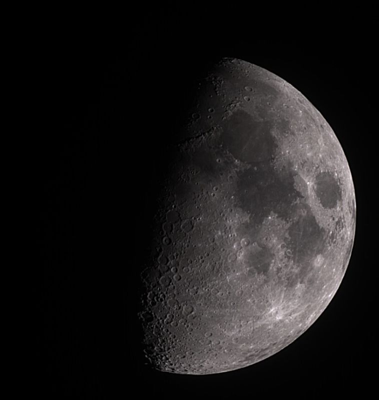 Waxing Moon
Waxing Moon - Dwarf 3
