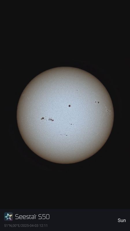 Our nearest star
Our star 
Link-words: Sun
