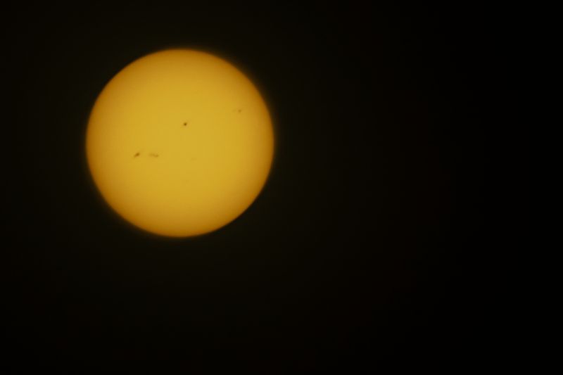 Our nearest star
Our star
Link-words: Sun